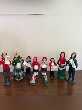 Huge Lot Of Byers Choice Carolers 1980, 90’s,  Lot Of 10